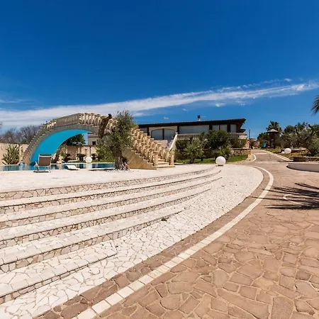 Flo סאניקולה